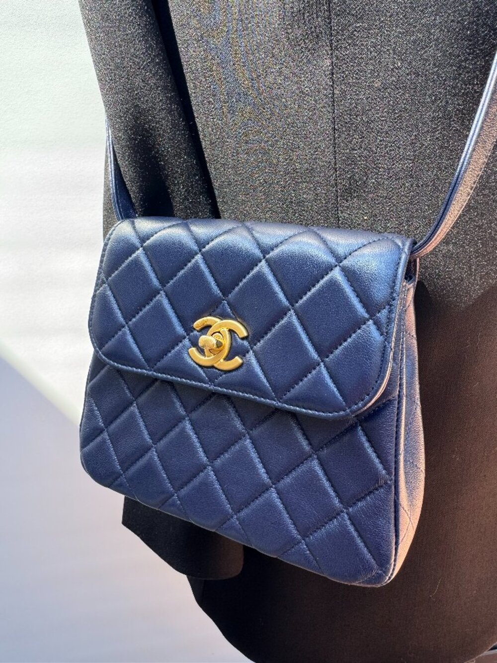 Chanel Navy Lambskin Leather Diamond Quilt Stitch Small Front Flap Crossbody